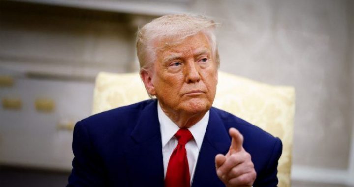 Trump Calls on NATO to Impose 100% Tariffs on China to End Russo‑Ukrainian War