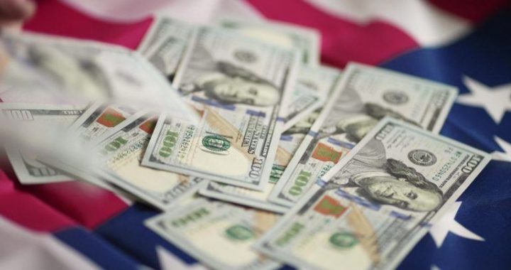 Putin’s Advisor: US Stablecoin Push Is Part of a $37 Trillion Debt-Ending Scheme