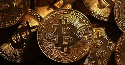 Bitcoin tops $120K, triggering $400M in liquidations