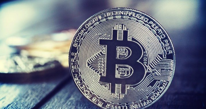 Bitcoin Price Crash Not Over? Analyst Predicts Another 30% Crash As Longs Pile Up Again