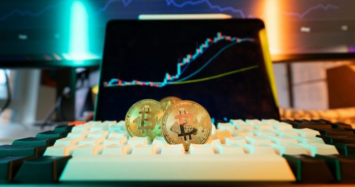 XRP/BTC Retests Six-Year Breakout Trendline, Analyst Calls For A Decoupling