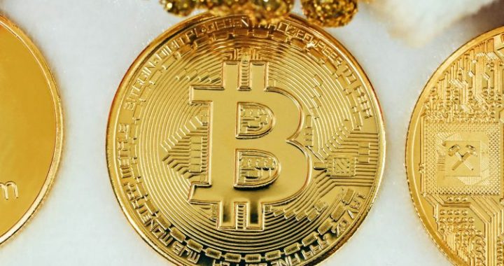 Tether Scoops $1 Billion In Bitcoin, Strengthening $10-B Stockpile