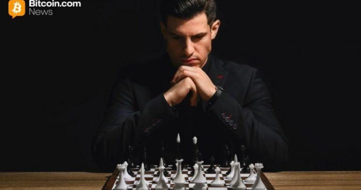 Bitcoin Flat But Smart Money Is Moving In