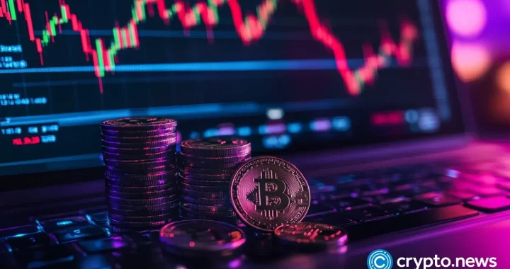 Bitcoin price trades sideways as old wallets sell into institutional demand