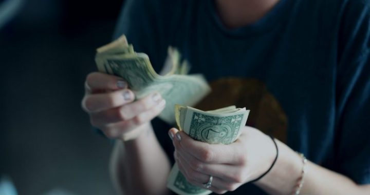 Trump Drops $400-Billion Dividend Bombshell For Americans — Crypto Market Erupts