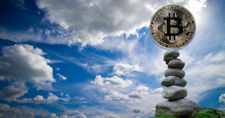 Popular Crypto Trader Reveals Why Bitcoin Price Is Still Crashing