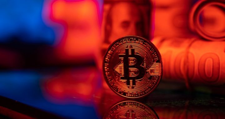 Bitcoin Sharpe Signal Slips Into Negative Territory — More Pain For BTC? 