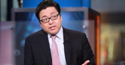Tom Lee says blockchain and AI could turn JPMorgan and Goldman Sachs into next Mag 7