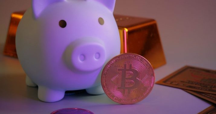 Banking Meets Bitcoin: French Banking Giant Offers Crypto To Millions