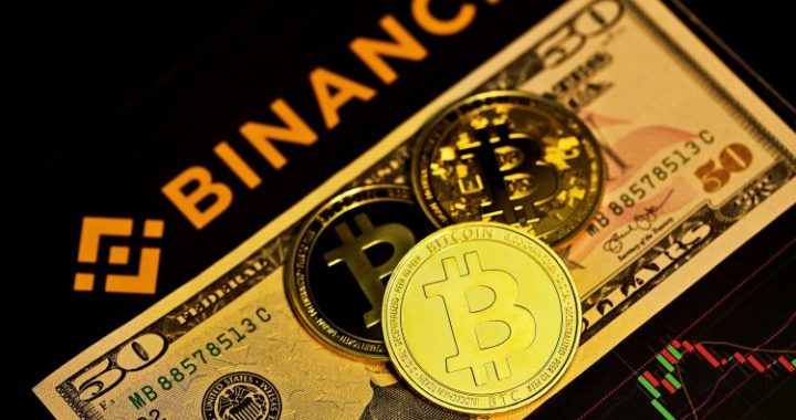 Binance’s USD1 Stablecoin Push Deepens Relationship With Trump’s Crypto Platform