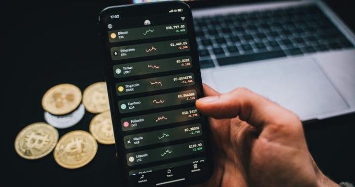 All-In On XRP: Why This Leading Investor Sold His Entire Bitcoin Stack