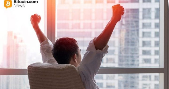 Ether ETFs Lead Weekly Gains as Bitcoin and Solana Stay Green