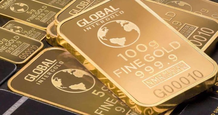 Gold Hits Record High as 2025 Gains Exceed Bitcoin’s Total Market Cap by 7x