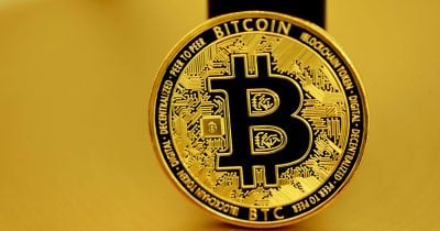 Bitcoin short-term holders near return to profitability as STH-SOPR approaches key level