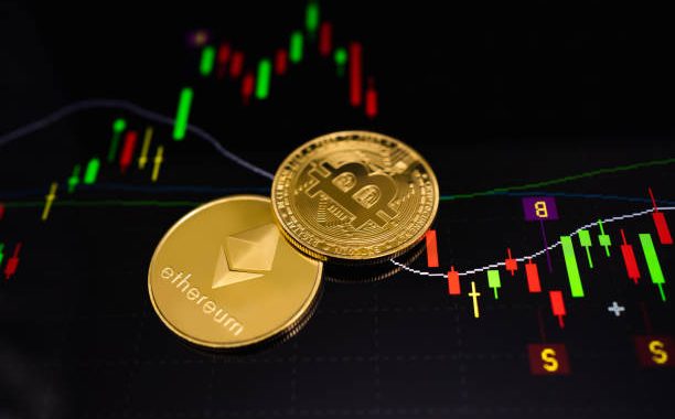 Here’s Why The Bitcoin, Ethereum, And Solana Prices Are Still Crashing Hard