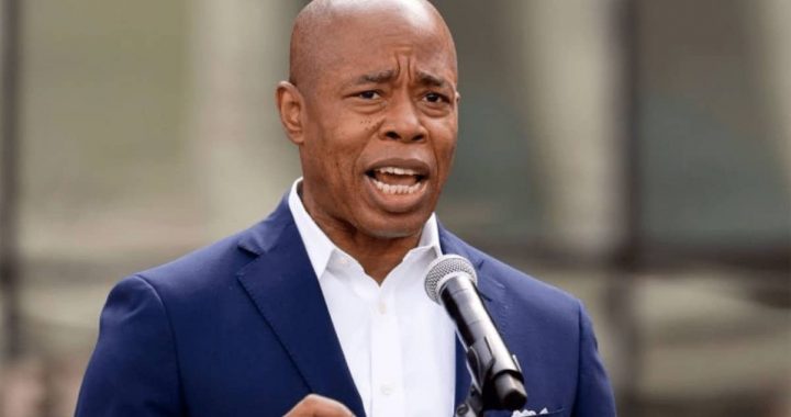 Ex-NYC Mayor’s Token Turns Rug Pull Nightmare: Over $3 Million Drained from Liquidity Pools