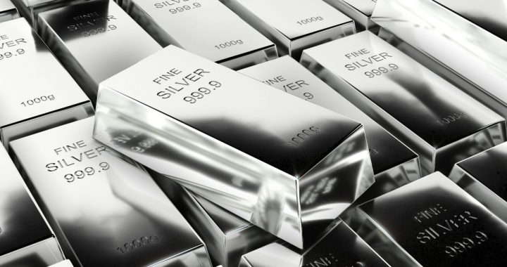 Crypto Traders Pile Into Silver FOMO Before 15% Crash