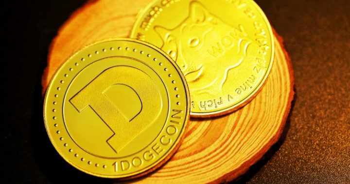 Dogecoin Bulls Watch $0.28 As Breakout Signals Stack Up