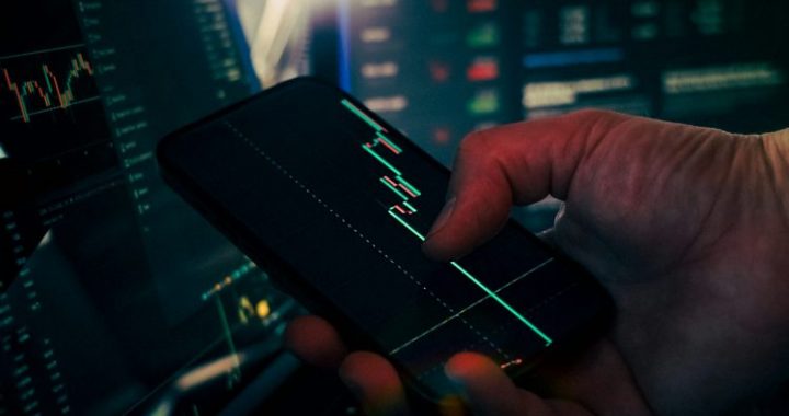 ETP Frenzy: Crypto Funds Attract Over $2 Billion This Week