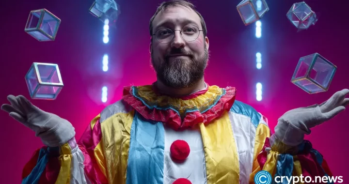 Hoskinson calls out Garlinghouse as US crypto bill debate heats up