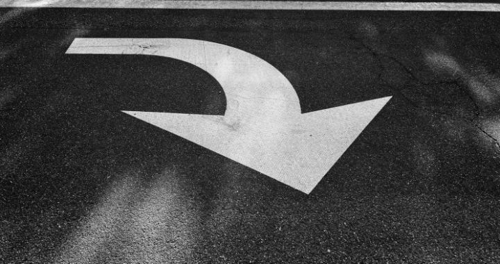 Solana At Risk Of Breakdown After Key Rejection – Is $100 Next?