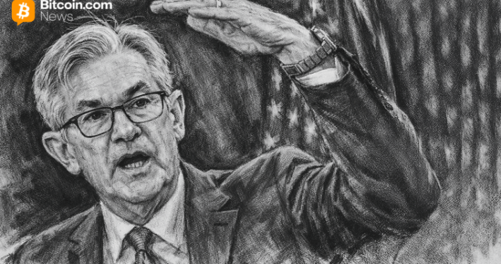 Fed Holds Rates Steady While Two Policymakers Call for a Cut