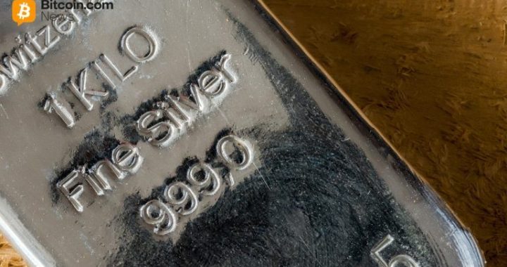 Robert Kiyosaki Warns Silver Crash Coming as Market Shows Clear Signs of Peaking