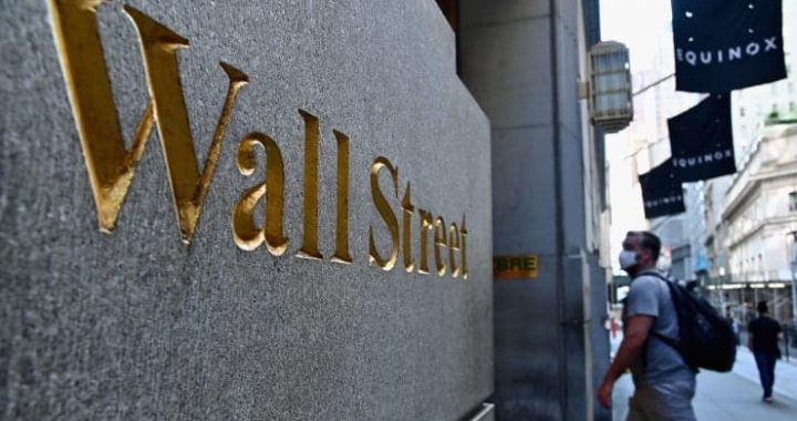 Wall Street Is Going On-Chain, And Investors Still Don’t Get It, Says Bitwise CIO