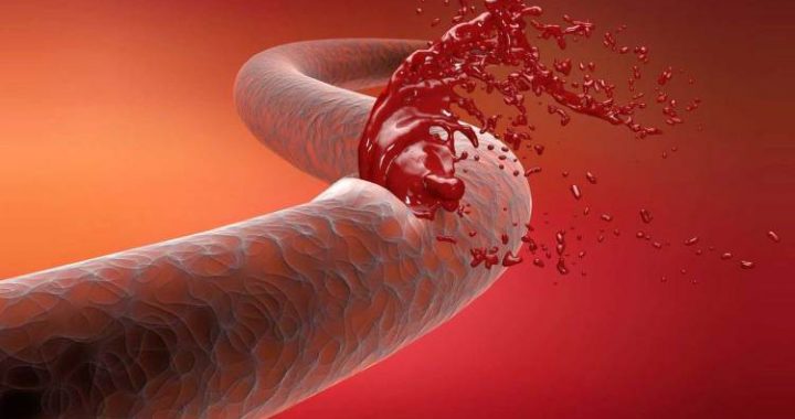 Bitcoin ETFs Bleed $349M In A Day As Whales Dump, Small Buyers Step In: Analysts