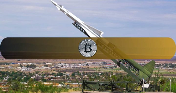 Analysis: Bitcoin Exchange Outflows Signal Holder Conviction Amid Hormuz Crisis