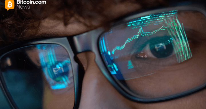 Bitcoin Consolidates Below $70K While Technicals Refuse to Pick a Side