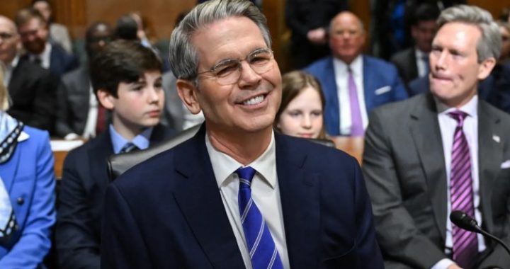 Bessent Presses Congress On Crypto Rules As Senate Clock Ticks Down