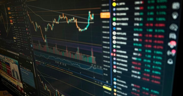 Why Most Traders Buy at the Wrong Time — And How to Fix It