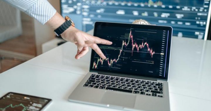 If You’re Holding XRP, This Pundit Says You Should See This