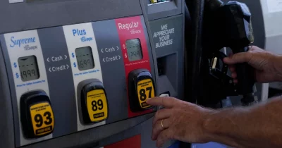 Trump proposes temporary suspension of federal gas tax amid rising fuel prices due to Iran war