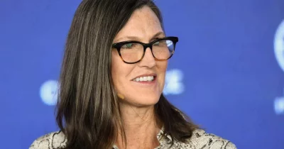 Cathie Wood’s Ark Invest buys 82,779 shares of Cerebras, extending AI chip bet