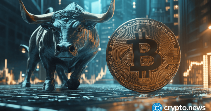 Bitcoin stays bullish above 21-MA as altcoins flash danger signs