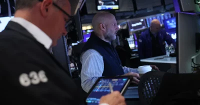 Dow, S&P 500 and Nasdaq close at fresh records for first time together in 2026