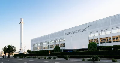SpaceX inches toward a $1.8T IPO as analysts question space data center dreams