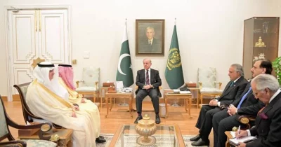 Iran and US report progress in Pakistan-mediated talks as crypto markets watch closely