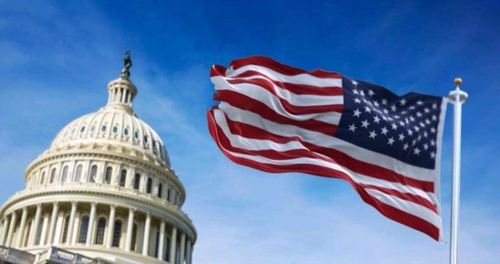61 Crypto Leaders Urge Senate to Pass CLARITY Act With Developer Protections
