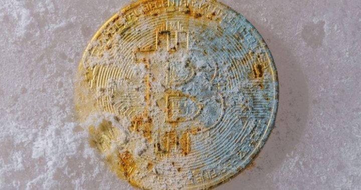 Bitcoin Faces Pressure As Investors Rotate Capital Into AI Buildout: Saylor