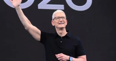 Apple prepares for pivotal year with CEO change, AI advancements