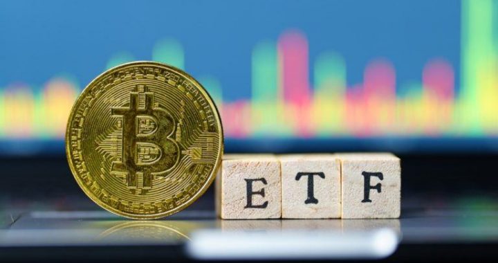 Bitcoin ETFs Lose $1.72B in Second-Largest Weekly Outflow Since Launch