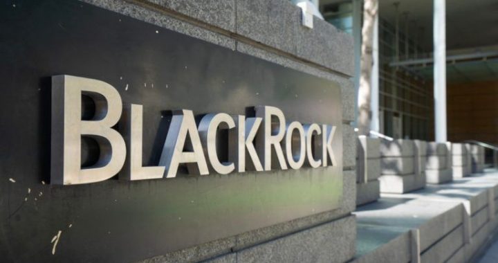 Blackrock Targets Bitcoin Yield With 0.65% Fee Covered-Call ETF