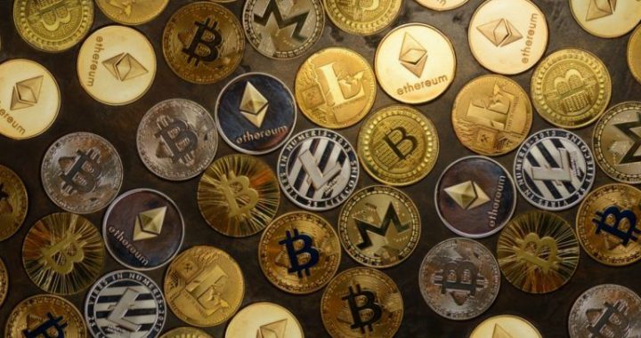 Crypto’s Liquidity Outlook Darkens as Fed Hawkish Pivot Pushes Hike Odds to 77%