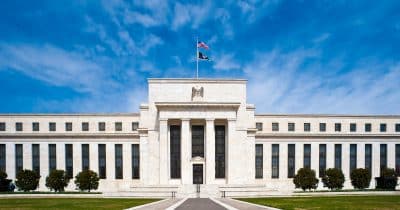 Treasuries advance as investors lower Fed rate hike expectations after Iran deal