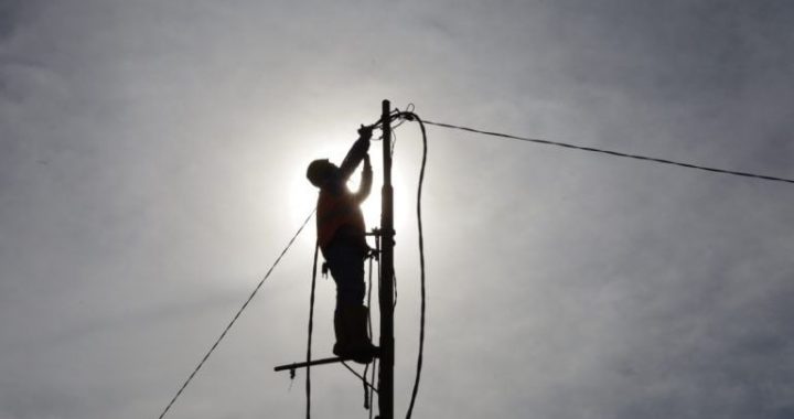 Paraguay Convicts Two Bitcoin Miners to Jail Sentences for Large-Scale Energy Theft