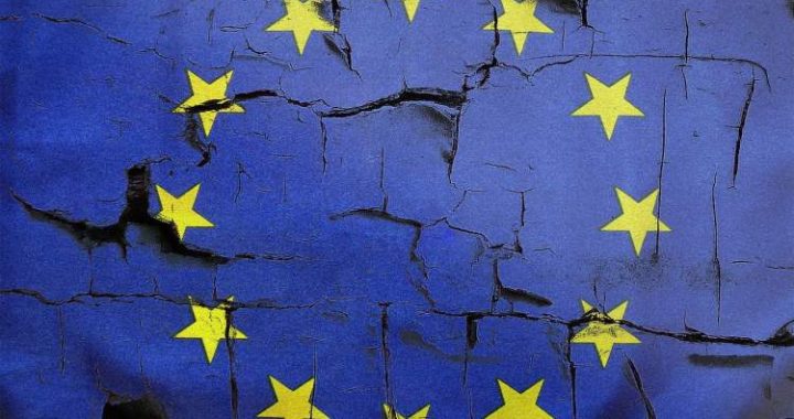 Stablecoin Shakedown: Binance, Coinbase And Kraken Restrict USDT In Europe Ahead Of MiCA Deadline