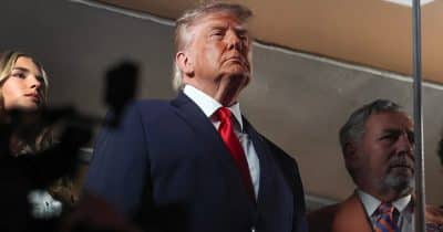 Trump warns US will attack Iran on Thursday unless accord accepted